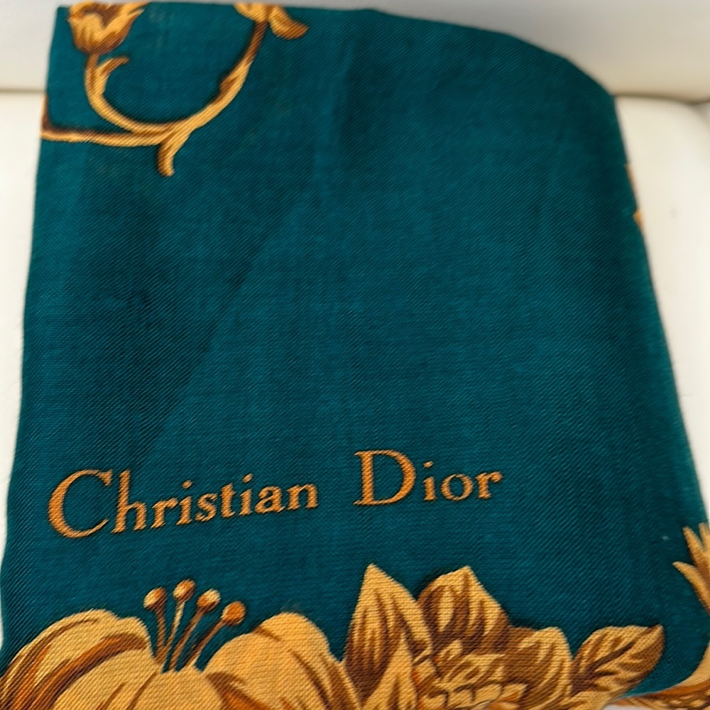 Dior scarf